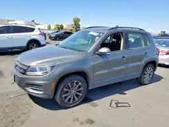 WVGAV7AXXJK002351 2018 VOLKSWAGEN TIGUAN