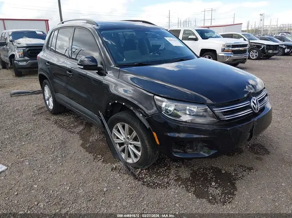 WVGAV7AXXJK003144 2018 VOLKSWAGEN TIGUAN - Image 1