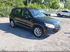 WVGAV7AXXJK005556 2018 VOLKSWAGEN TIGUAN
