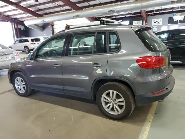 WVGBV7AX0GW001666 2016 VOLKSWAGEN TIGUAN - Image 2