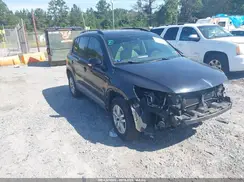 WVGBV7AX0GW001702 2016 VOLKSWAGEN TIGUAN
