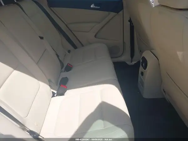 WVGBV7AX0GW009315 2016 VOLKSWAGEN TIGUAN - Image 8