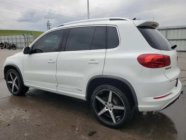 WVGBV7AX0GW078439 2016 VOLKSWAGEN TIGUAN - Image 2