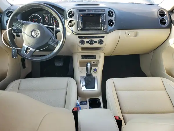 WVGBV7AX0GW505649 2016 VOLKSWAGEN TIGUAN - Image 8