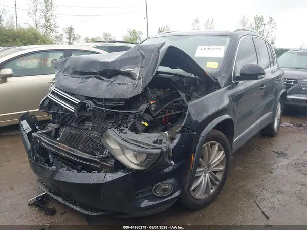 WVGBV7AX0GW510236 2016 VOLKSWAGEN TIGUAN - Image 2