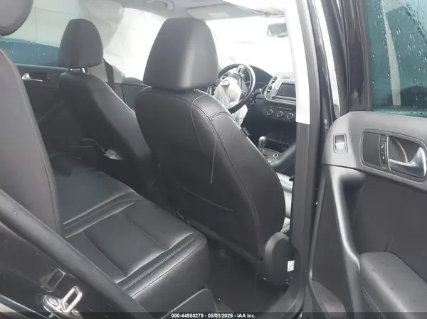 WVGBV7AX0GW510236 2016 VOLKSWAGEN TIGUAN - Image 8