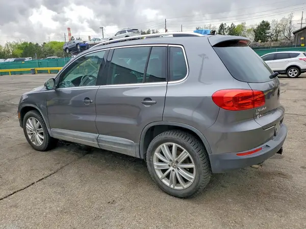 WVGBV7AX0GW510480 2016 VOLKSWAGEN TIGUAN - Image 2