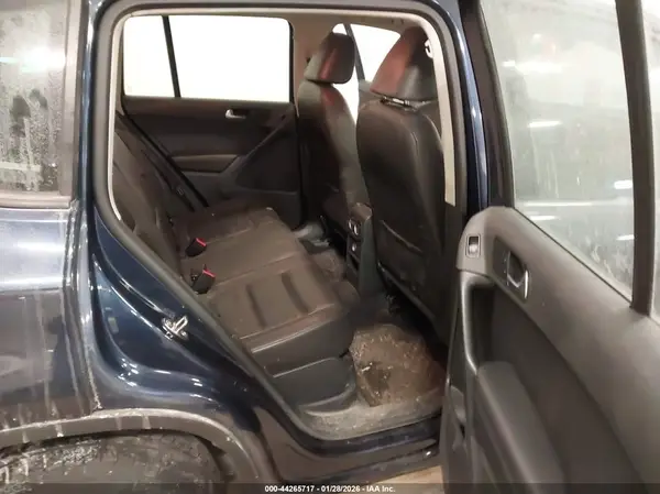 WVGBV7AX0GW518742 2016 VOLKSWAGEN TIGUAN - Image 8