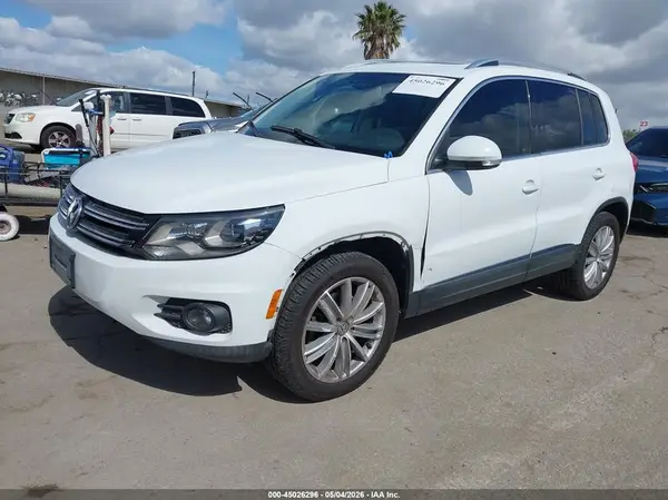 WVGBV7AX0GW533936 2016 VOLKSWAGEN TIGUAN - Image 2