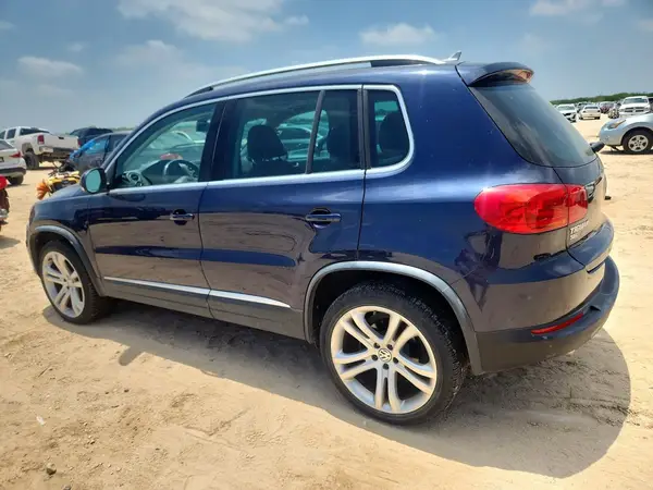 WVGBV7AX0GW544029 2016 VOLKSWAGEN TIGUAN - Image 2