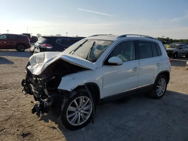 WVGBV7AX0GW551336 2016 VOLKSWAGEN TIGUAN - Image 1