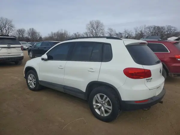 WVGBV7AX0GW559209 2016 VOLKSWAGEN TIGUAN - Image 2