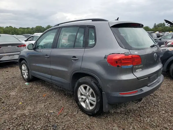 WVGBV7AX0GW577161 2016 VOLKSWAGEN TIGUAN - Image 2