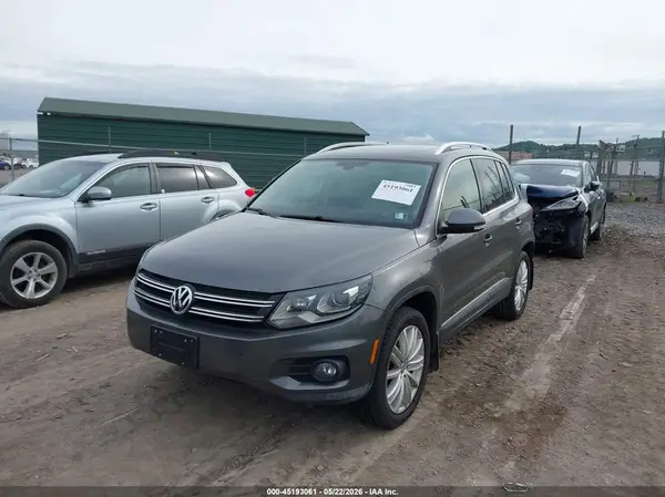 WVGBV7AX0GW583266 2016 VOLKSWAGEN TIGUAN - Image 2
