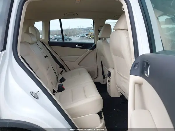 WVGBV7AX0GW604164 2016 VOLKSWAGEN TIGUAN - Image 8