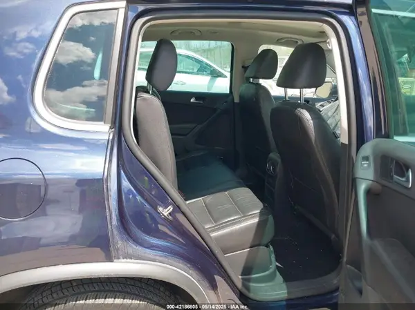WVGBV7AX0GW609994 2016 VOLKSWAGEN TIGUAN - Image 8