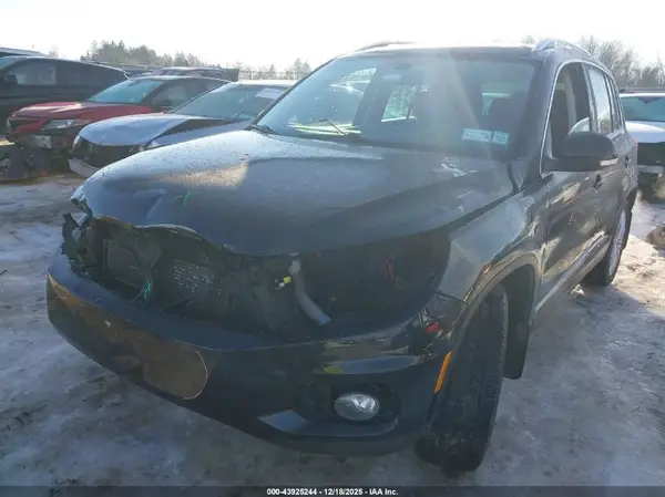 WVGBV7AX0GW612815 2016 VOLKSWAGEN TIGUAN - Image 2