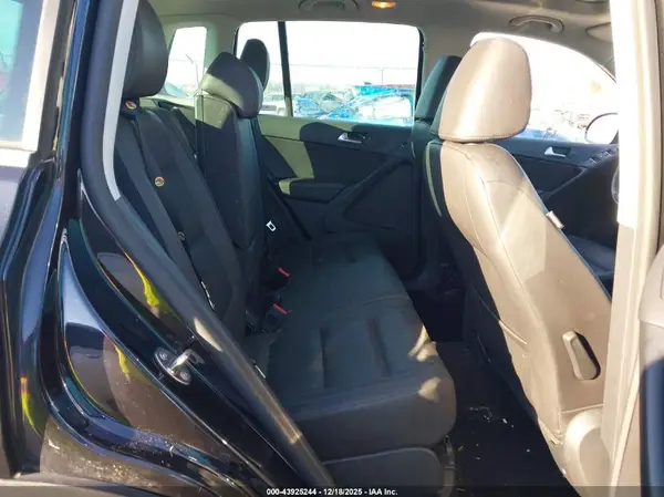 WVGBV7AX0GW612815 2016 VOLKSWAGEN TIGUAN - Image 8