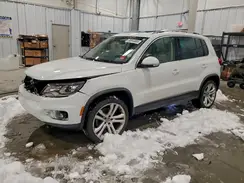 WVGBV7AX0GW617402 2016 VOLKSWAGEN TIGUAN