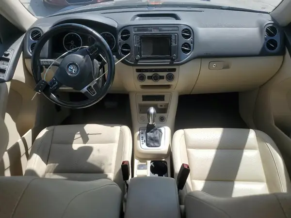 WVGBV7AX0HK008965 2017 VOLKSWAGEN TIGUAN - Image 8