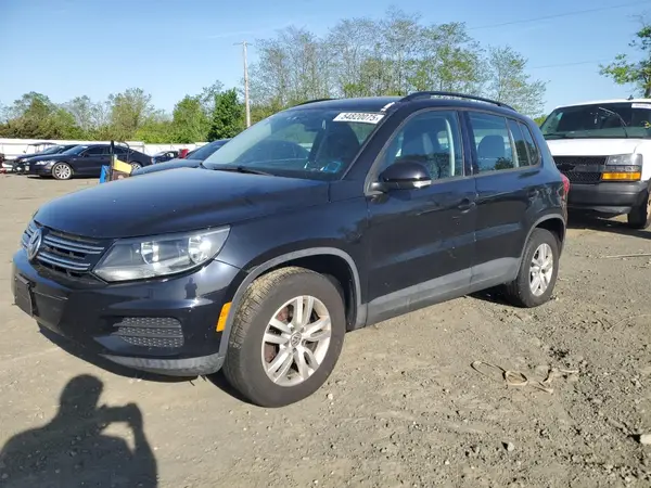 WVGBV7AX0HK015303 2017 VOLKSWAGEN TIGUAN - Image 1