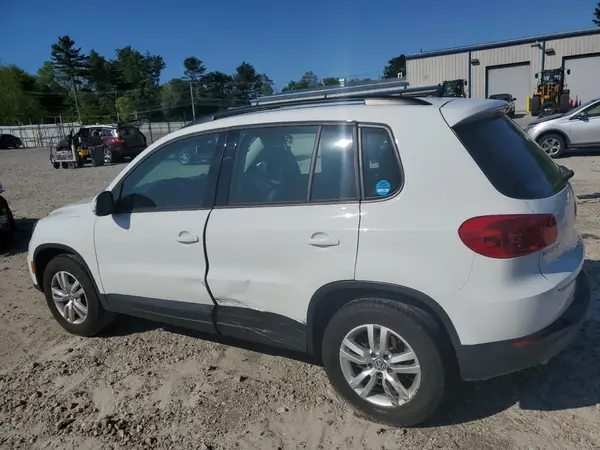 WVGBV7AX0HK031002 2017 VOLKSWAGEN TIGUAN - Image 2