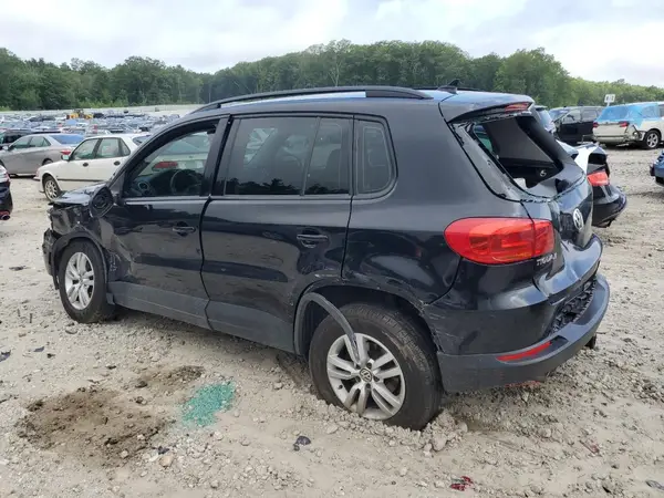 WVGBV7AX0HK040038 2017 VOLKSWAGEN TIGUAN - Image 2