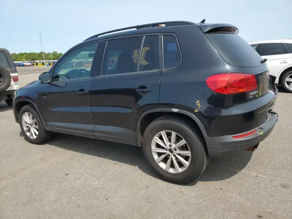 WVGBV7AX0HK044042 2017 VOLKSWAGEN TIGUAN - Image 2