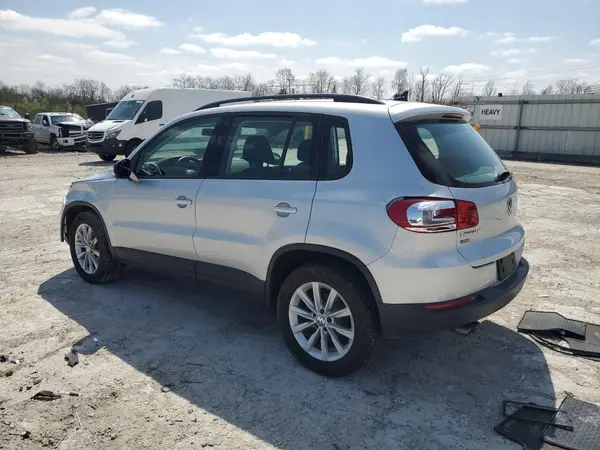 WVGBV7AX0HK049225 2017 VOLKSWAGEN TIGUAN - Image 2
