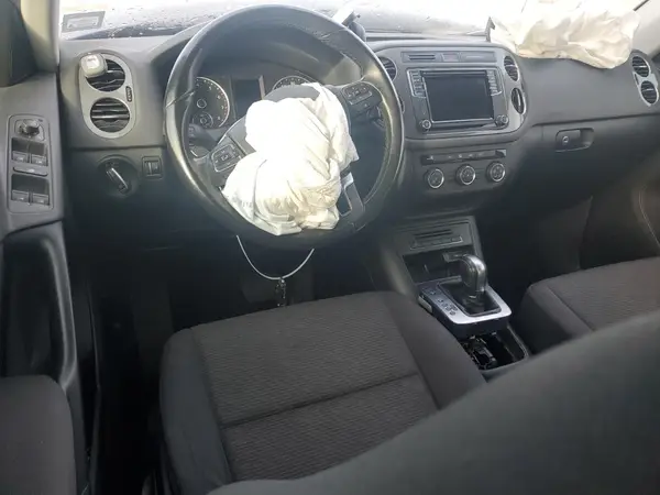 WVGBV7AX0HK050150 2017 VOLKSWAGEN TIGUAN - Image 8