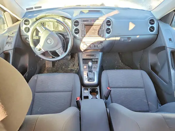 WVGBV7AX0HK052044 2017 VOLKSWAGEN TIGUAN - Image 8