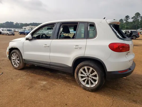WVGBV7AX0HK053971 2017 VOLKSWAGEN TIGUAN - Image 2