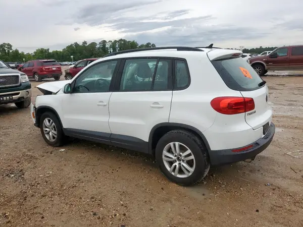 WVGBV7AX0HW513302 2017 VOLKSWAGEN TIGUAN - Image 2