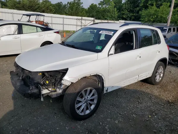 WVGBV7AX0JK002010 2018 VOLKSWAGEN TIGUAN - Image 1