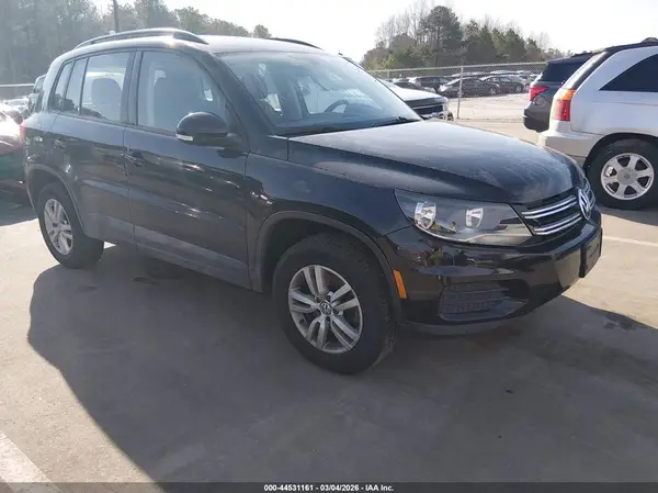 WVGBV7AX1GK000307 2016 VOLKSWAGEN TIGUAN - Image 1