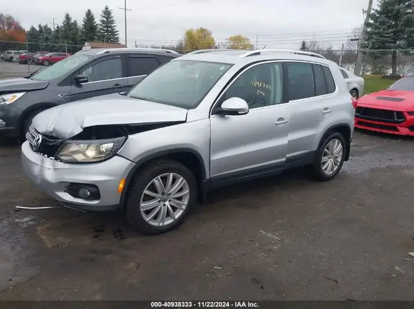 WVGBV7AX1GW022235 2016 VOLKSWAGEN TIGUAN - Image 2