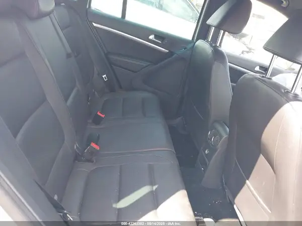 WVGBV7AX1GW023157 2016 VOLKSWAGEN TIGUAN - Image 8