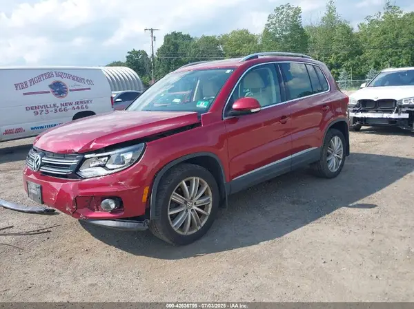 WVGBV7AX1GW081267 2016 VOLKSWAGEN TIGUAN - Image 2