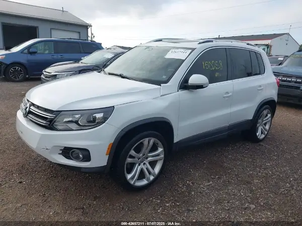 WVGBV7AX1GW508107 2016 VOLKSWAGEN TIGUAN - Image 2