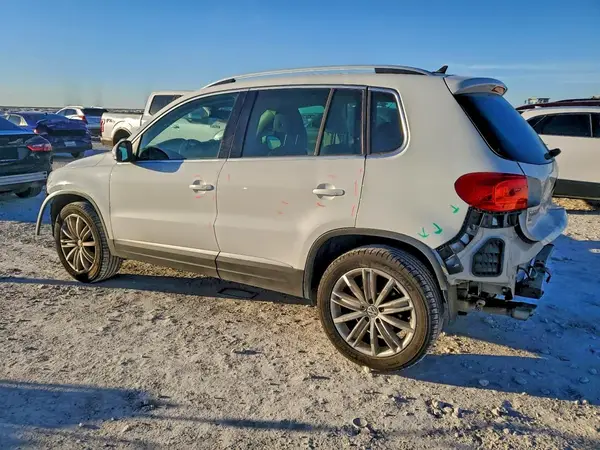 WVGBV7AX1GW514263 2016 VOLKSWAGEN TIGUAN - Image 2