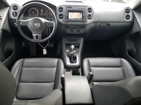 WVGBV7AX1GW515817 2016 VOLKSWAGEN TIGUAN - Image 8
