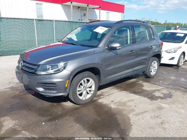 WVGBV7AX1GW516000 2016 VOLKSWAGEN TIGUAN - Image 2