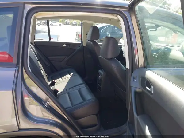 WVGBV7AX1GW516000 2016 VOLKSWAGEN TIGUAN - Image 8