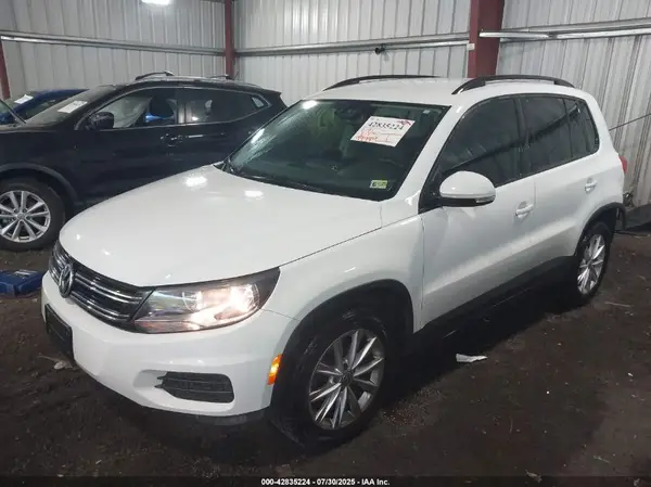 WVGBV7AX1GW528194 2016 VOLKSWAGEN TIGUAN - Image 2