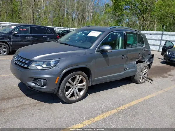 WVGBV7AX1GW530012 2016 VOLKSWAGEN TIGUAN - Image 2