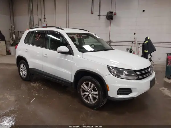 WVGBV7AX1GW547540 2016 VOLKSWAGEN TIGUAN - Image 1