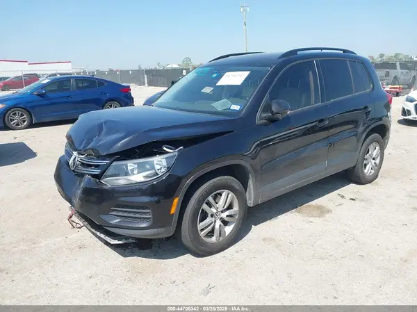 WVGBV7AX1GW585219 2016 VOLKSWAGEN TIGUAN - Image 2