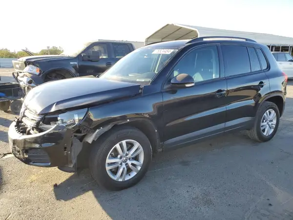 WVGBV7AX1GW585950 2016 VOLKSWAGEN TIGUAN - Image 1