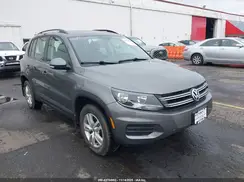 WVGBV7AX1GW590257 2016 VOLKSWAGEN TIGUAN