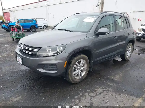 WVGBV7AX1GW590257 2016 VOLKSWAGEN TIGUAN - Image 2